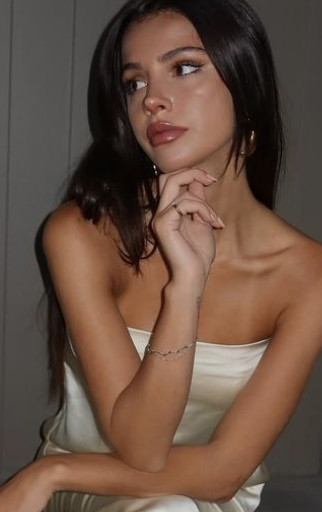 Ask Bella: From Prom Night to Plot Twist Screenshot 2025-10-04 at 12.36.07 PM